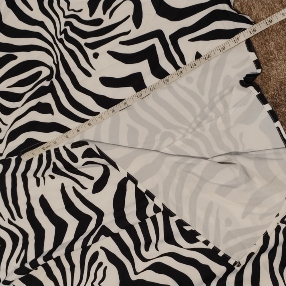 Eloquii NWT Zebra One Shoulder Maxi Dress With Slit - Picture 6 of 10